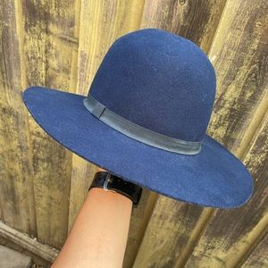 Hat Attack women’s wool wide brim hat